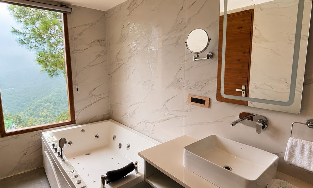Premium_Jacuzzi_06_1400x600